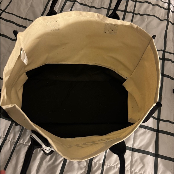 Tote - Picture 2 of 2